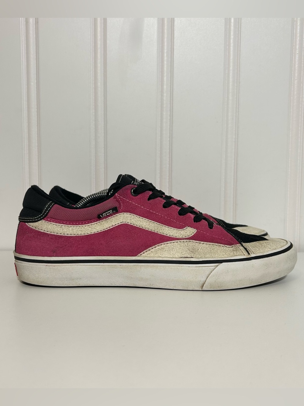 Vans Trujillo pro Sneakers white pink Magenta and Black Accents